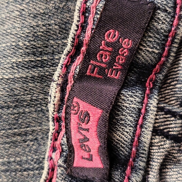 Levi's girl's flare jeans with star detail - Picture 3 of 7